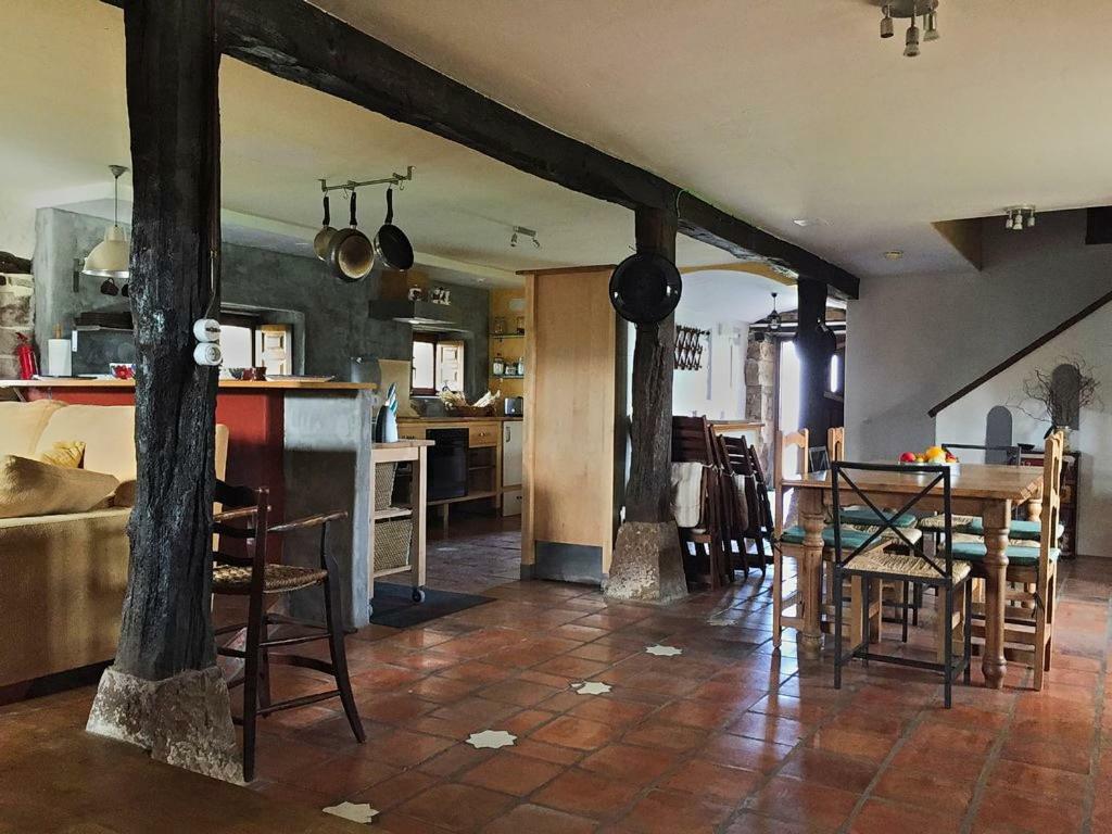 منزل الضيف Liérganes  في La Casa Del Chileno المظهر الخارجي الصورة